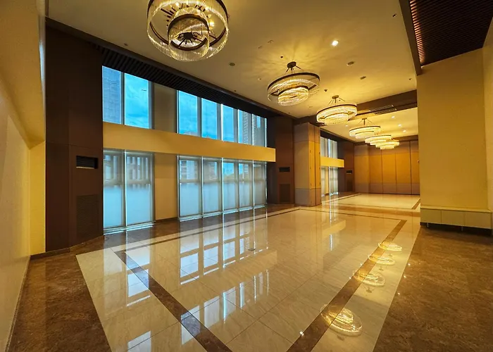 Elegant 1 Bedroom With Great Facilities And Perfect Location Apartment *